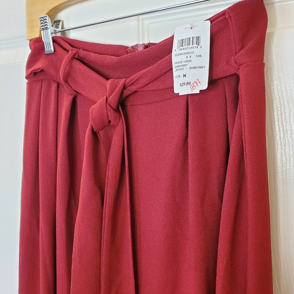 NWT Burgundy Wide Leg Pants - Picture 2 of 4